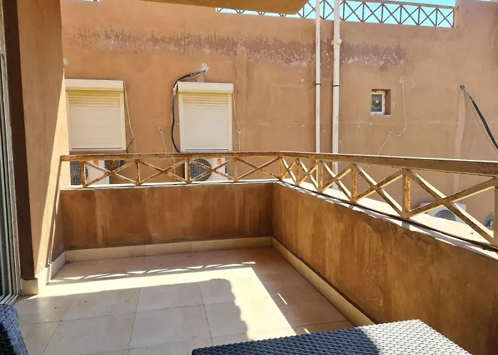 قريه ماليبو الزعفرانه *